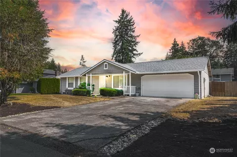 16215 7th Avenue Ct E, Tacoma, WA 98445