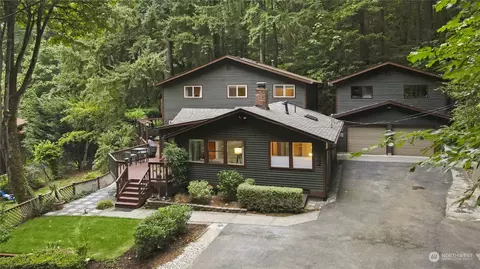 6866 NE 129th St, Kirkland, WA 98034