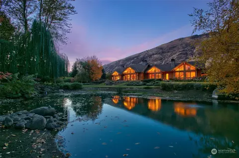 14530 Us Hwy 12, Naches, WA 98937