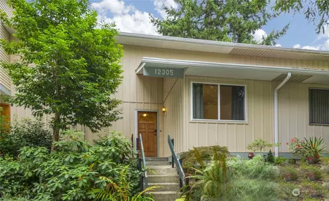 12305 NE 150th Ct, Kirkland, WA 98034