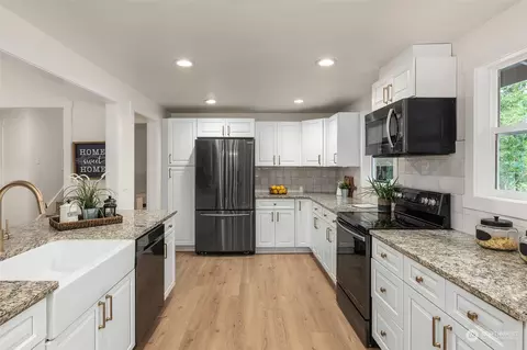 20217 45th Dr SE, Bothell, WA 98012 photo 6