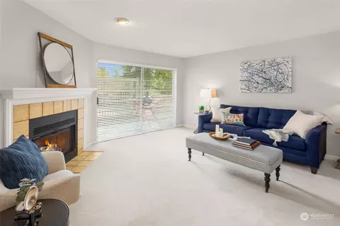 4106 Factoria Blvd SE #112, Bellevue, WA 98006