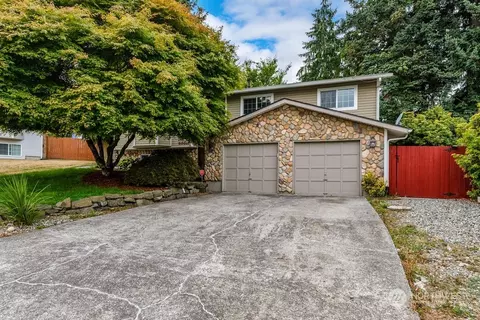 33017 37th Ct SW, Federal Way, WA 98023