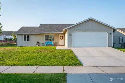 1334 W Shelby St, Moses Lake, WA 98837