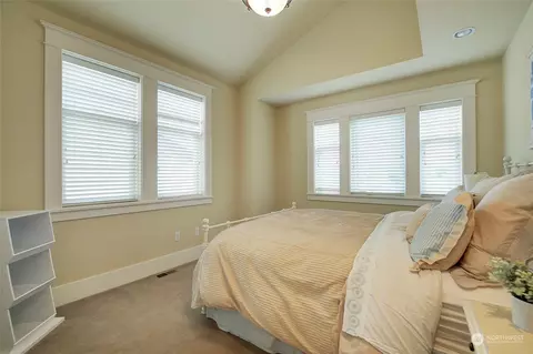 2022 N 78th St, Seattle, WA 98103 photo 28