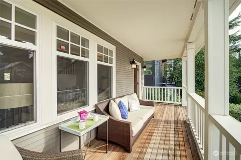 2022 N 78th St, Seattle, WA 98103 photo 6