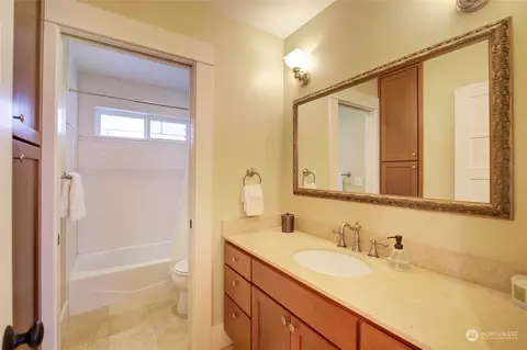 2022 N 78th St, Seattle, WA 98103 photo 27