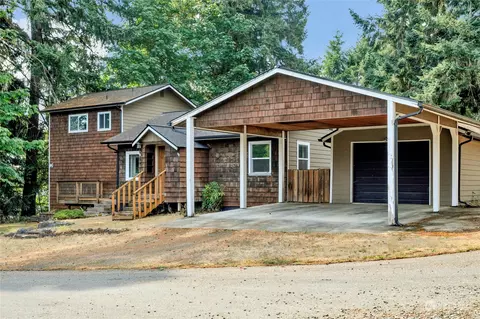 1015 N 2nd St, Shelton, WA 98584