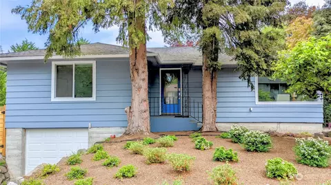 10416 Roosevelt Way NE, Seattle, WA 98125