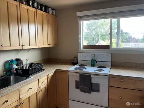 4505 S 4th Ave, Everett, WA 98203 photo 6