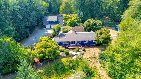 17219 107th Ave SW, Vashon, WA 98070