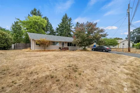 8702 Lenox Ave SW, Lakewood, WA 98498