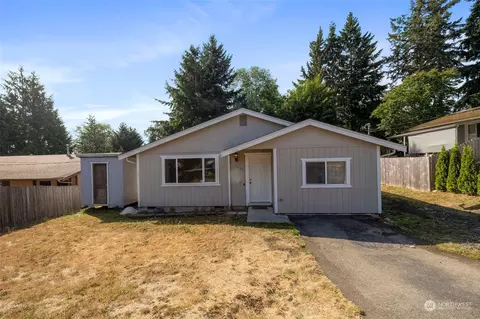 7284 E Collins Rd, Port Orchard, WA 98366