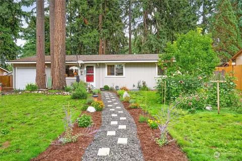 1244 Neil St NE, Olympia, WA 98516