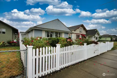 512 Karr Ave, Hoquiam, WA 98550