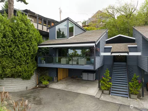 309 S State St #A, Bellingham, WA 98225