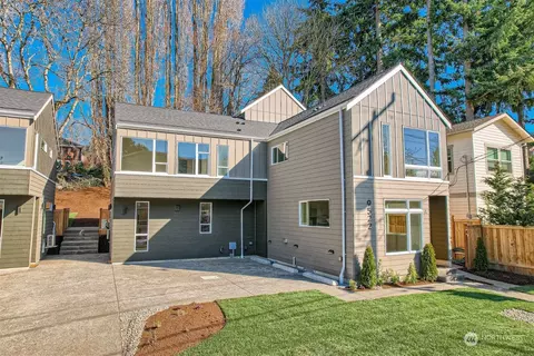 9522 3rd Ave NE #B, Seattle, WA 98115