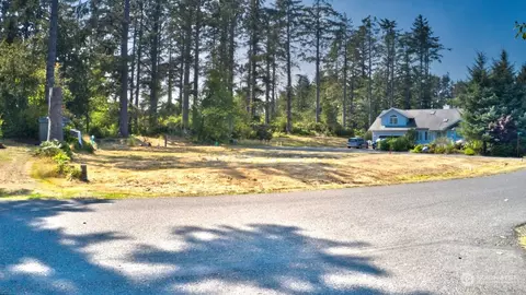 779 Alpine Ct SE, Ocean Shores, WA 98569
