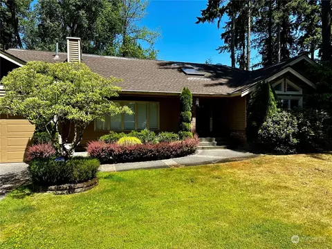 22922 NE 14th St, Sammamish, WA 98074
