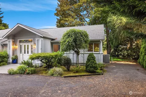 11302 E Riverside Dr, Bothell, WA 98011 photo 36