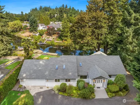 11302 E Riverside Dr, Bothell, WA 98011 photo 3