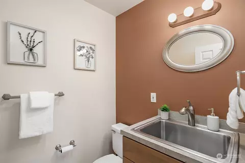 11302 E Riverside Dr, Bothell, WA 98011 photo 21