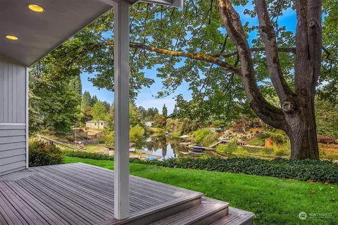 11302 E Riverside Dr, Bothell, WA 98011 photo 30