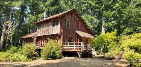 22602 Old Mill Rd, Vashon, WA 98070