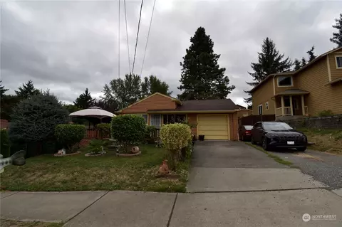 1034 E 48th St, Tacoma, WA 98404