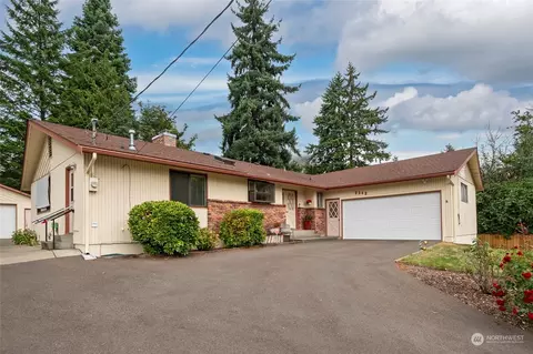 2342 N 116th St, Seattle, WA 98133