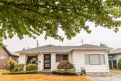 2947 Colorado St, Longview, WA 98632