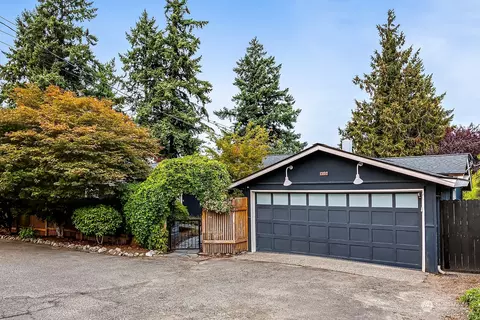 13512 40th Ave NE, Seattle, WA 98125