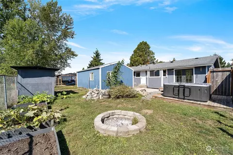 4683 Sunburst Dr, Blaine, WA 98230