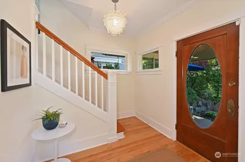 1818 8th Ave W, Seattle, WA 98119 photo 4
