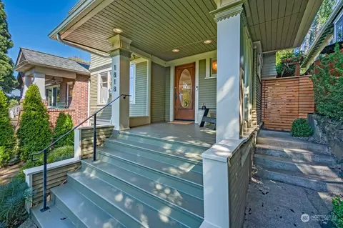 1818 8th Ave W, Seattle, WA 98119 photo 2
