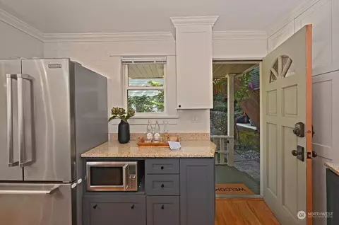 1818 8th Ave W, Seattle, WA 98119 photo 13