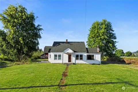 28406 SE 392nd St, Enumclaw, WA 98022