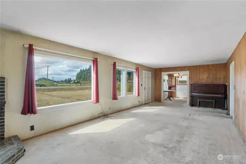 28406 SE 392nd St, Enumclaw, WA 98022 photo 5