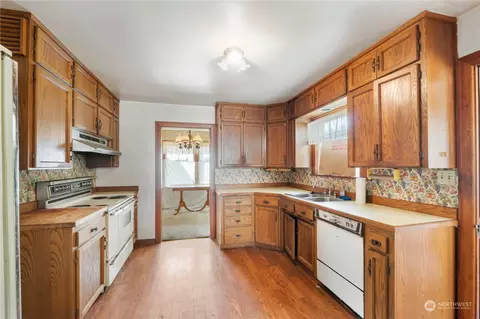 28406 SE 392nd St, Enumclaw, WA 98022 photo 8