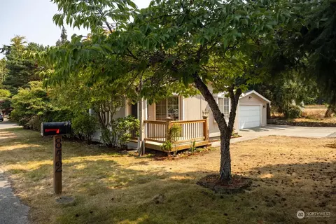 842 Furman Ave, Langley, WA 98260