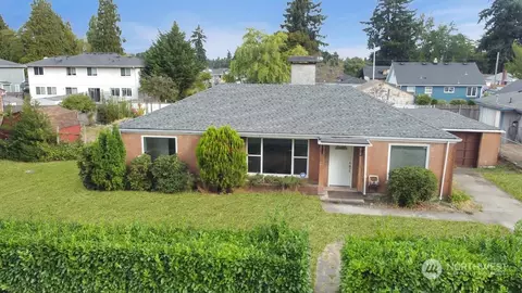 711 115th St S, Tacoma, WA 98444