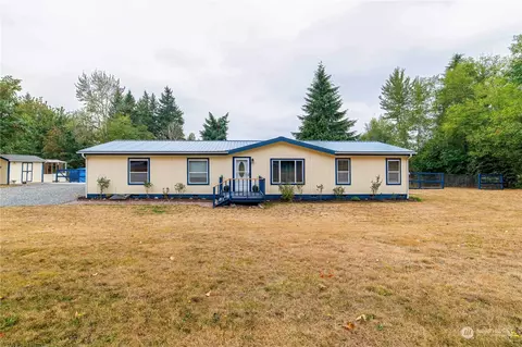 12619 Kapowsin Highlands Dr E, Graham, WA 98338