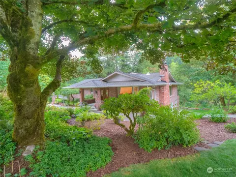 39626 226th Ave SE, Enumclaw, WA 98022