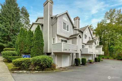 601 12th Ave NW #B1, Issaquah, WA 98027