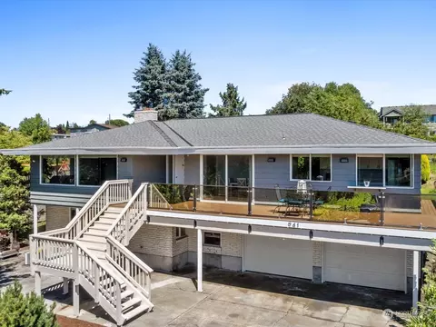 941 S Magnolia Ln, Tacoma, WA 98465