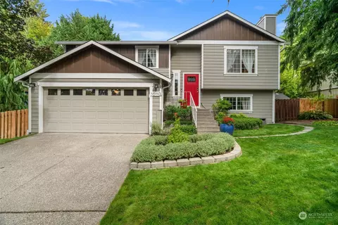 16110 NE 109th St, Redmond, WA 98052