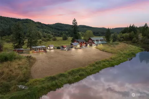649 Proffitt Rd, Centralia, WA 98531