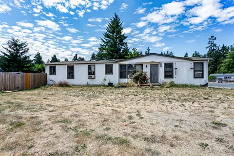 22214 120th Street Ct E, Bonney Lake, WA 98391