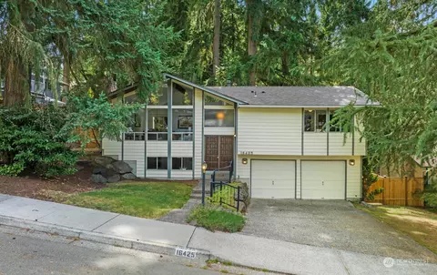 16425 NE 105th Pl, Redmond, WA 98052