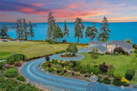 25182 State Route 525, Greenbank, WA 98253